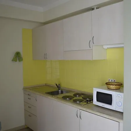 Onda Marina Rta 아파트호텔 마리아나디피에트라산타