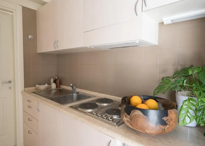 阿塔昂达玛丽娜公寓酒店 公寓式酒店 马里纳-迪-皮特拉桑塔