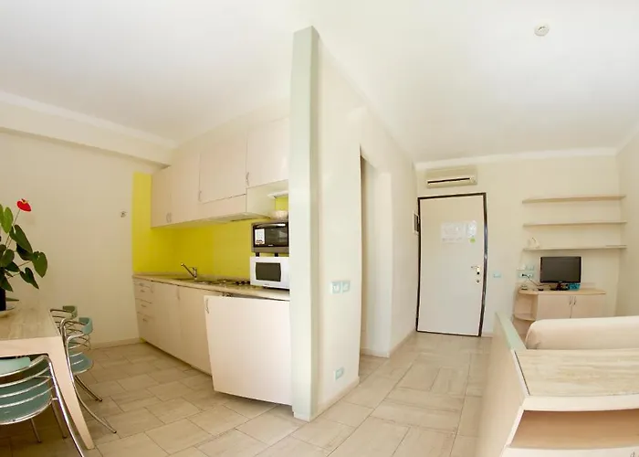 阿塔昂达玛丽娜公寓酒店 公寓式酒店 4*