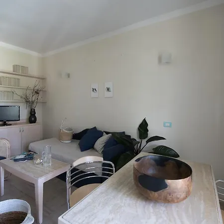 Onda Marina Rta מרינה די פיאטרסנטה